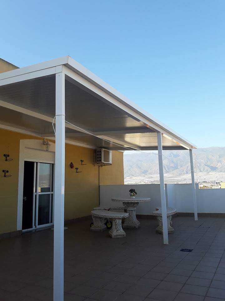 PERGOLAS DE ALUMINIO 2.jpg